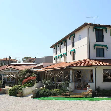 Ristorante Lanterna 3* 파노