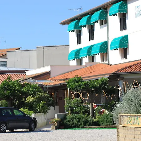 호텔 Ristorante Lanterna
